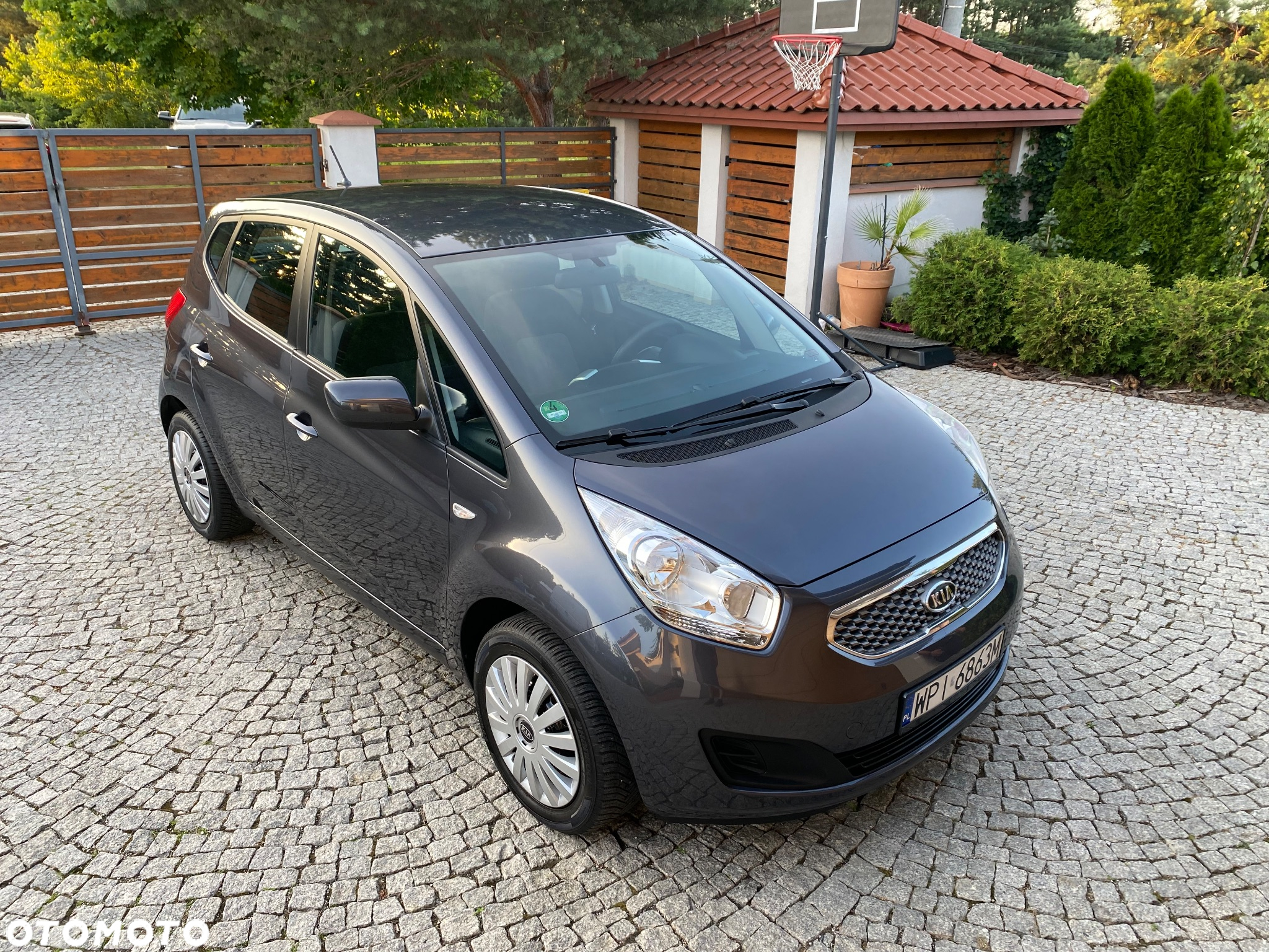 Kia Venga - 5