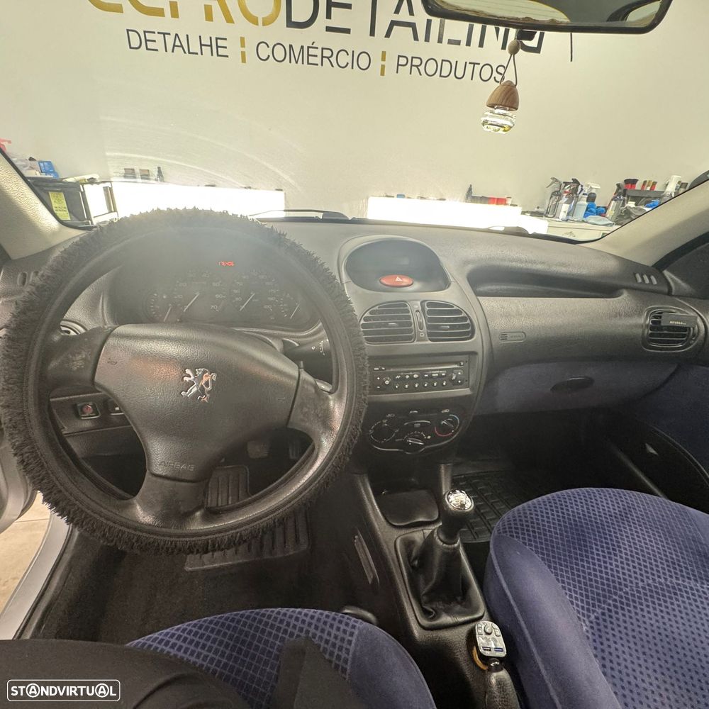 Peugeot 206 1.1 Black & Silver - 8
