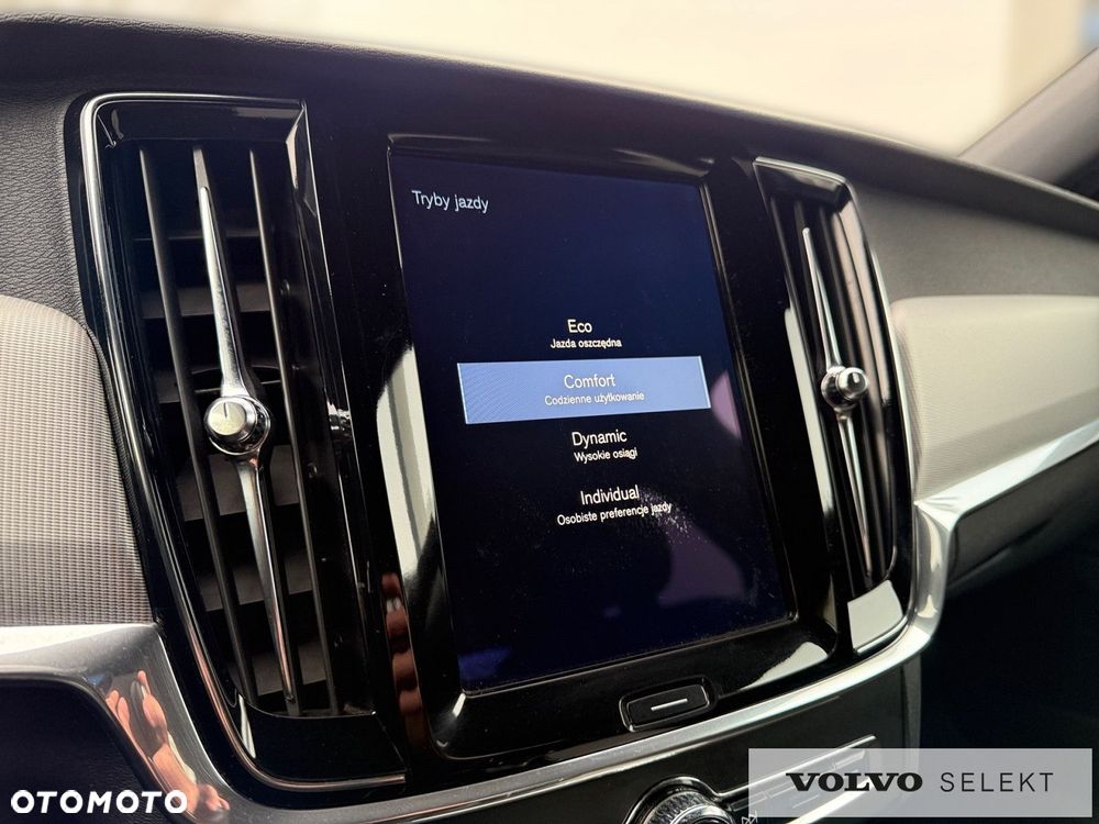 Volvo S90 - 27