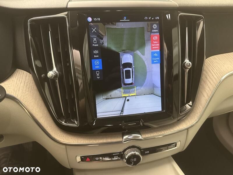 Volvo XC 60 B4 B Plus Bright - 15
