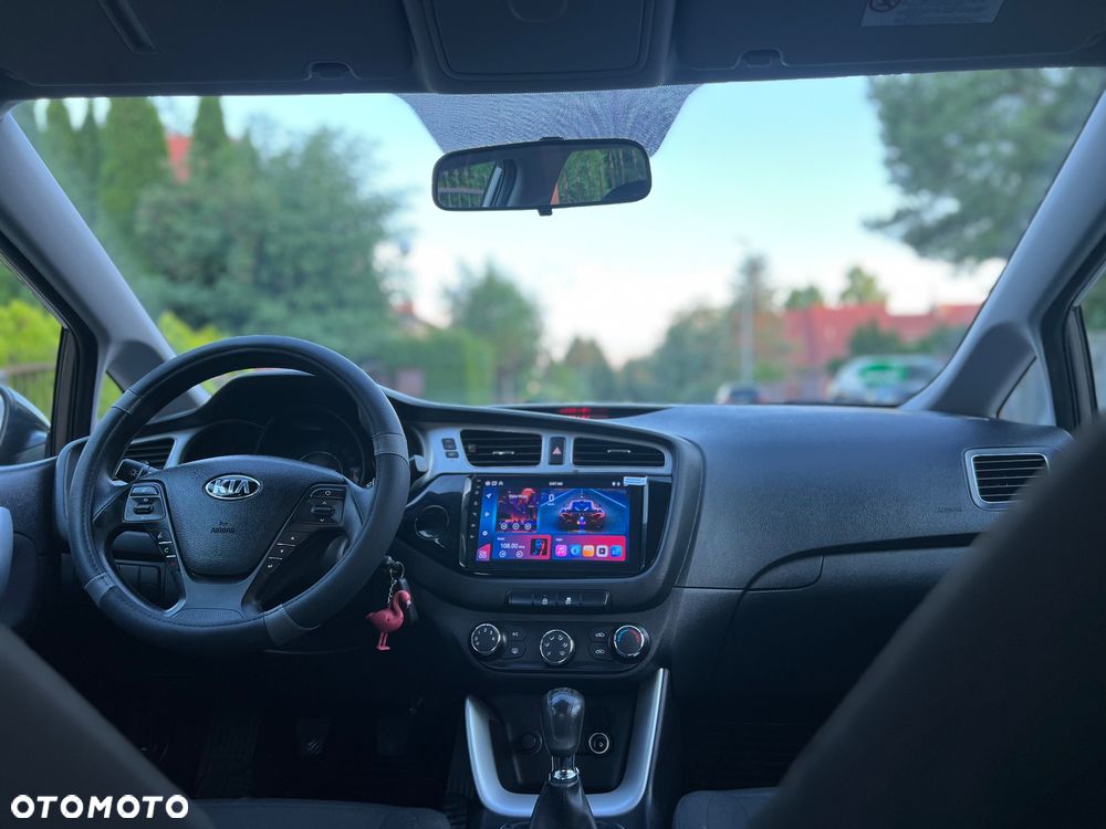 Kia Ceed 1.6 GDI Spirit - 26