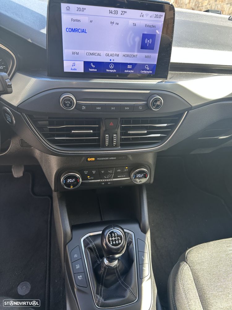 Ford Focus 1.0 EcoBoost Active - 14