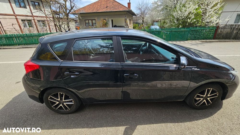 Toyota Auris 1.33 Dual-VVT-i Comfort - 3