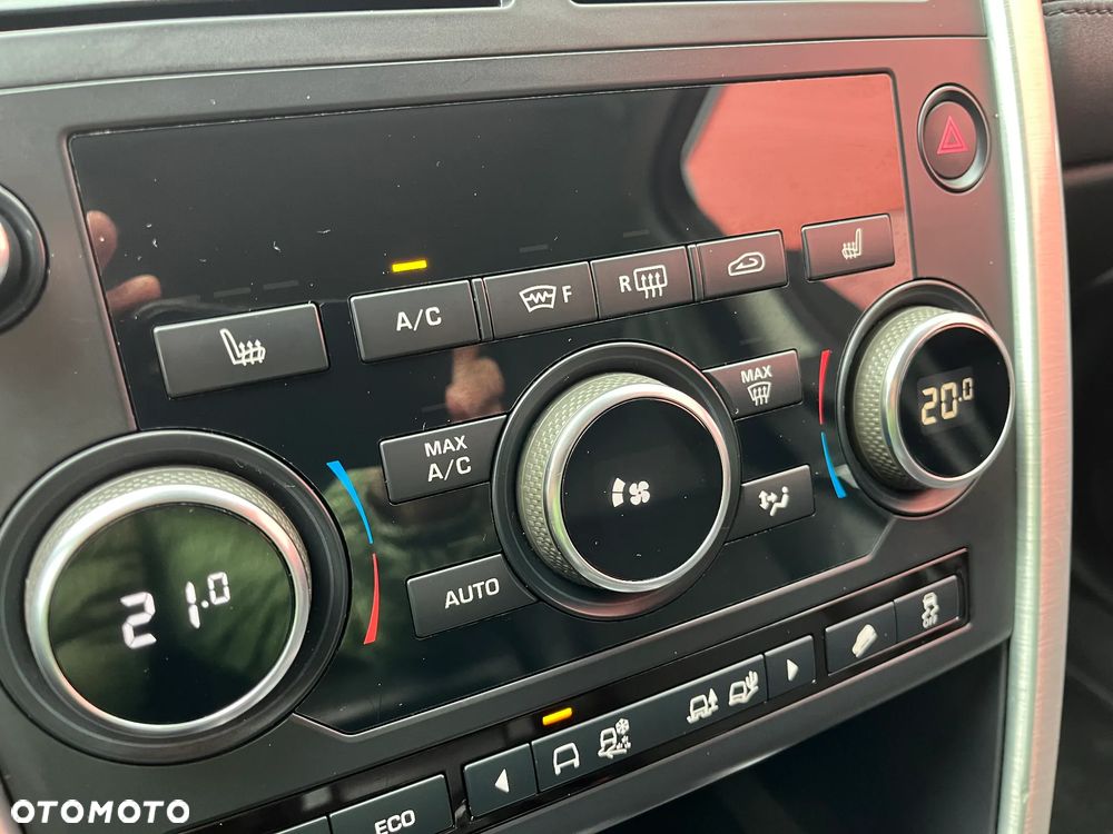 Land Rover Discovery Sport TD4 HSE Luxury - 17