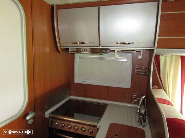 McLouis Tandy 672 Cama central - 32