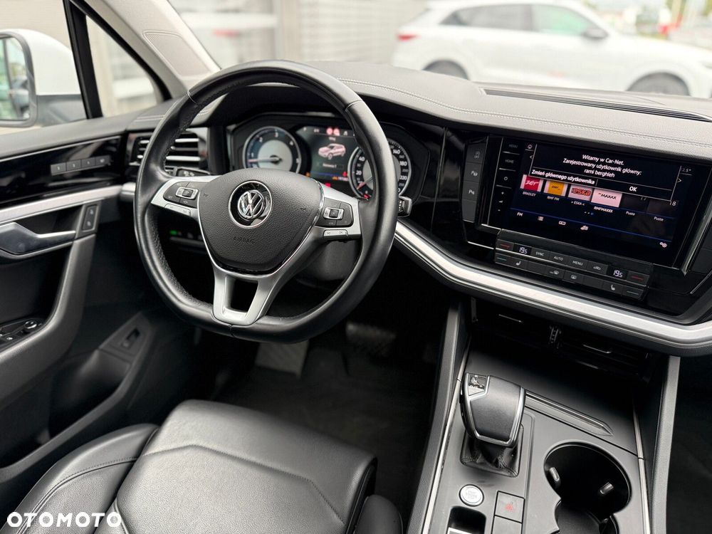 Volkswagen Touareg - 15