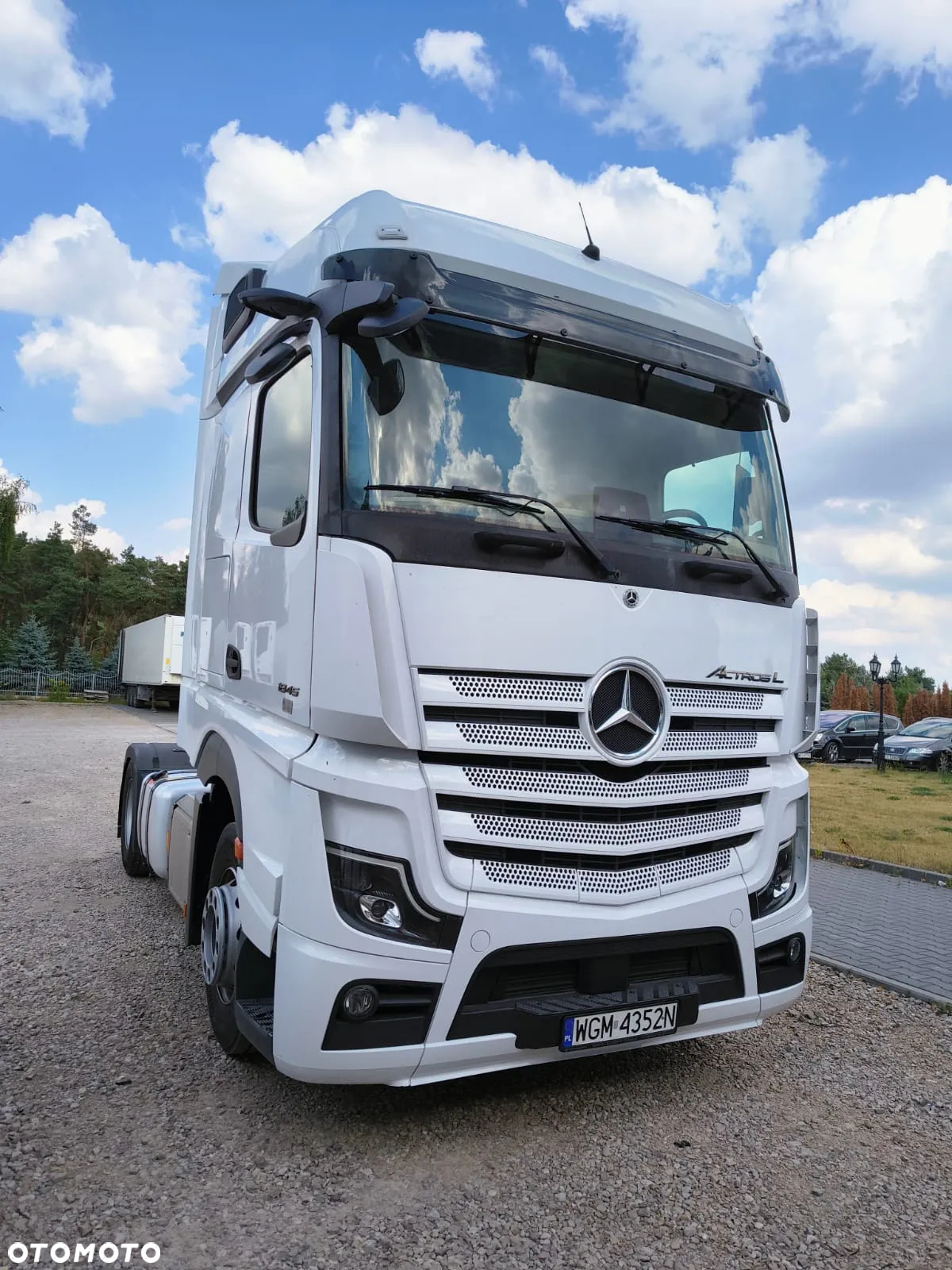 Mercedes-Benz Actros - 7