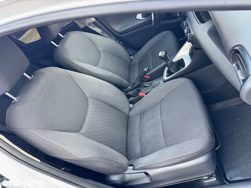 Toyota Yaris 1.5 Comfort - 15