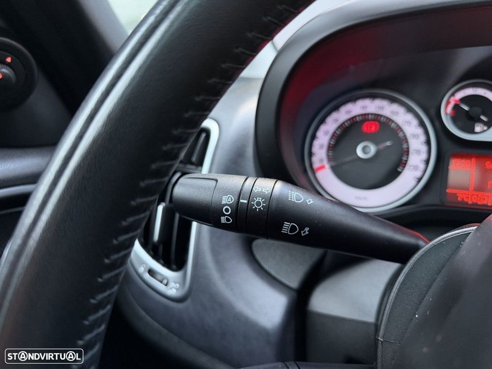 Fiat 500L 0.9 8V TwinAir Lounge S&S - 28