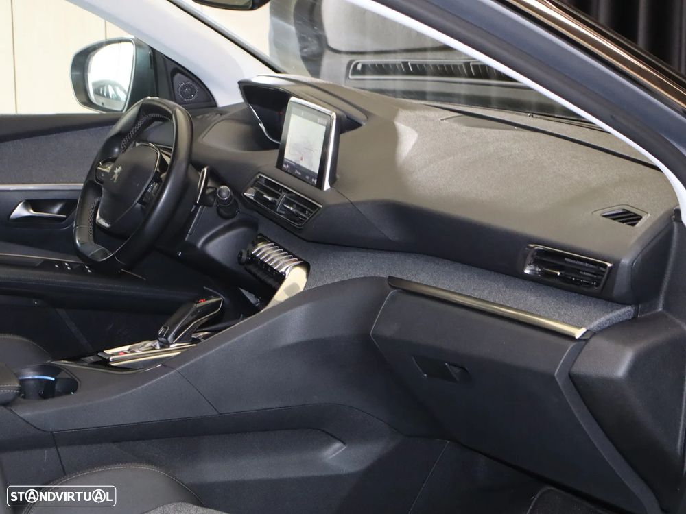 Peugeot 3008 BlueHDi 130 Stop & Start EAT8 Allure - 15