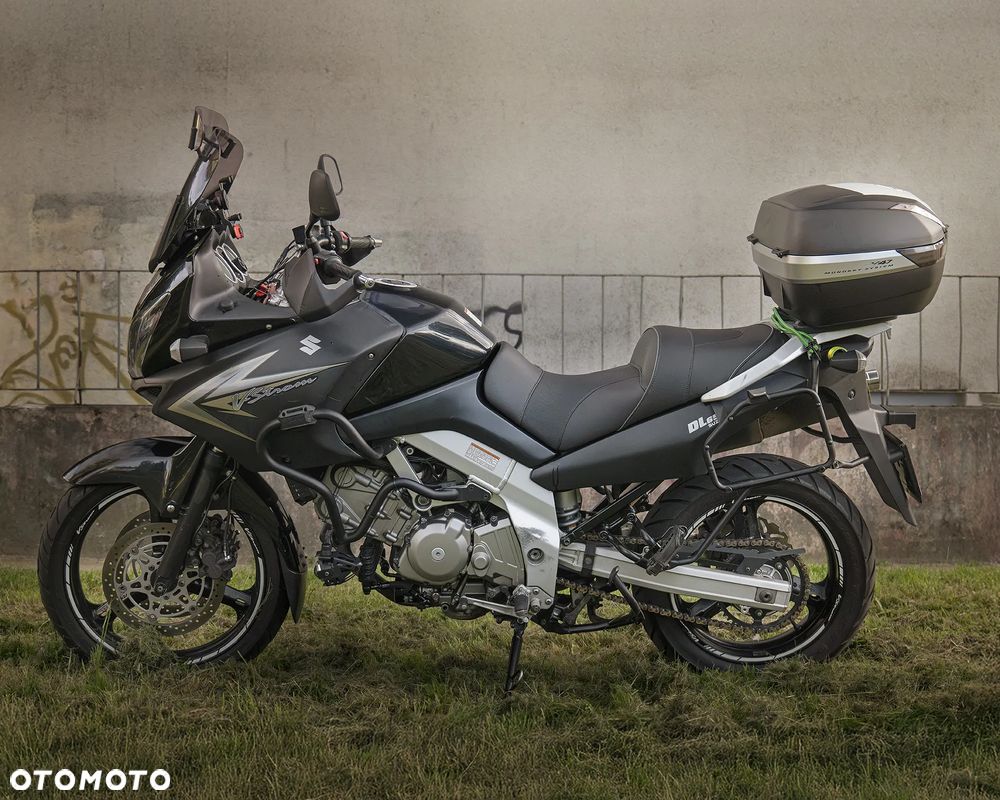 Suzuki V-STROM - 12