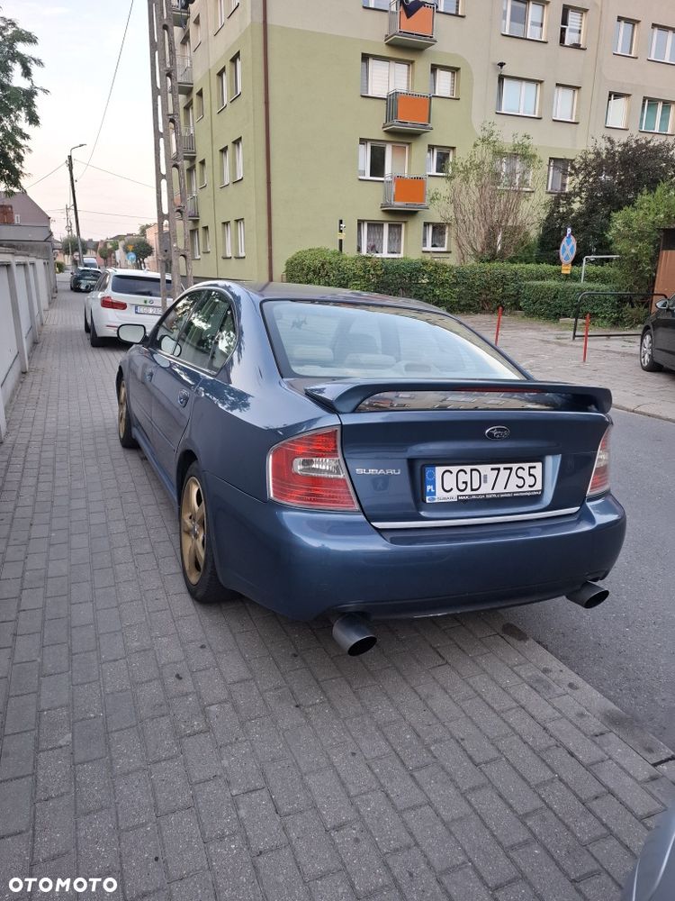 Subaru Legacy - 2