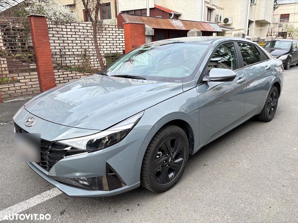 Hyundai Elantra 1.6 l 123 CP CVT Highway - 1