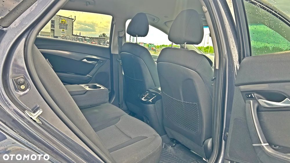 Hyundai i40 Kombi blue 1.7 CRDi DCT Premium - 14