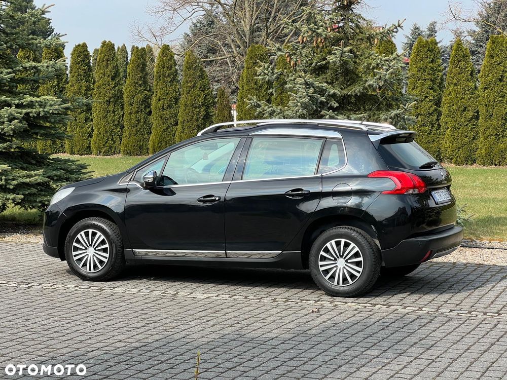 Peugeot 2008 1.6 e-HDi Allure S&S - 11