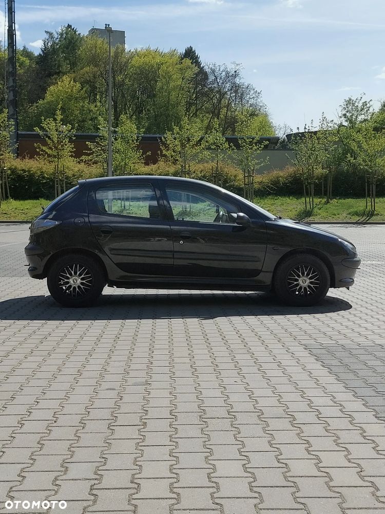 Peugeot 206 - 6