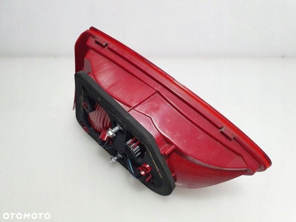 VW PASSAT B7 2010- KOMBI LEWA TYLNA LAMPA KLAPA ORYGINAŁ 3AF945093J - 6