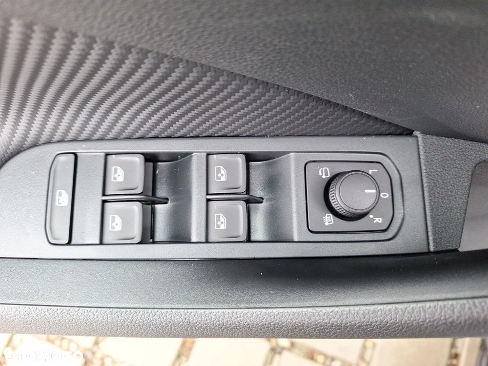Skoda Kamiq 1.5 TSI Monte Carlo DSG - 10
