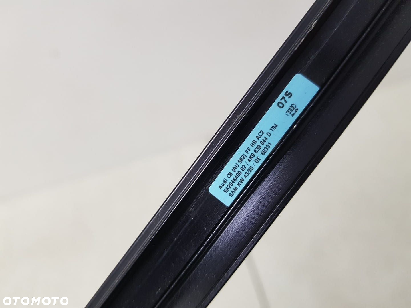 LISTWA GÓRNA DRZWI AUDI A6 C8 AVANT KOMBI 4K 4K9839644D T94 18-24 PRAWA TYLNA PRAWY TYŁ - 4