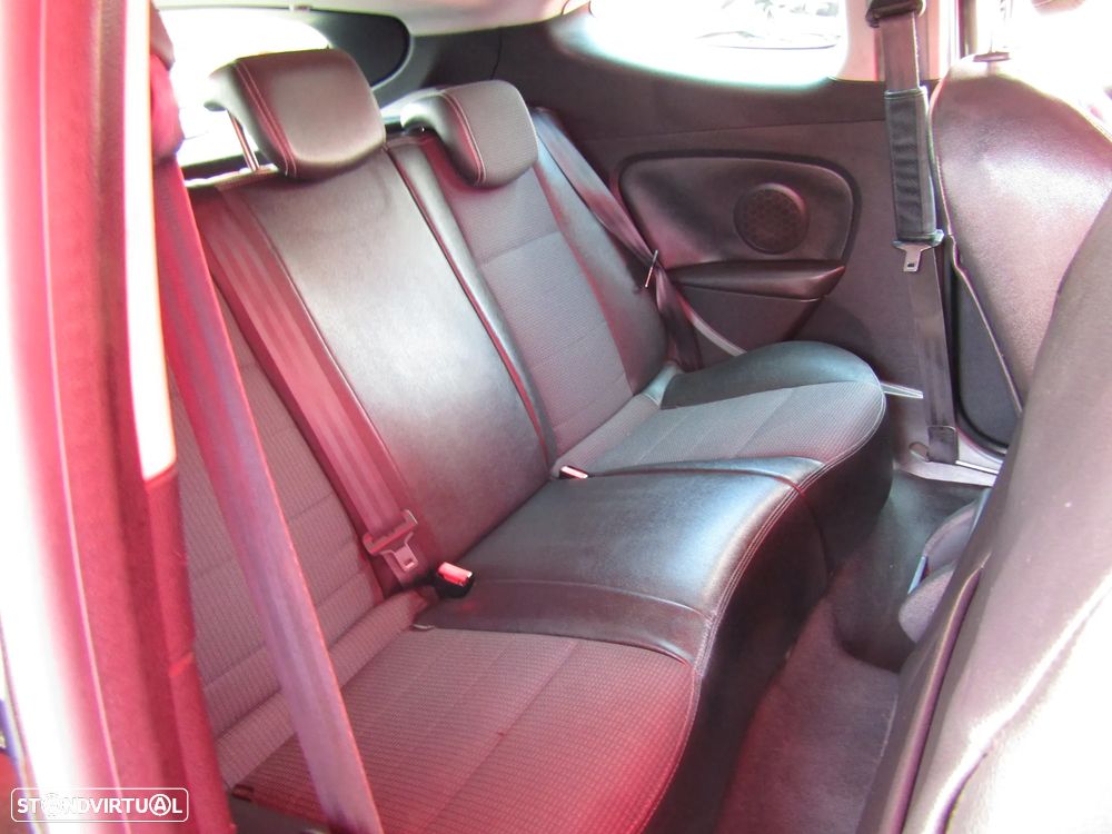 Renault Mégane Coupe Energy dCi 110 FAP Start & Stop GT Line - 15