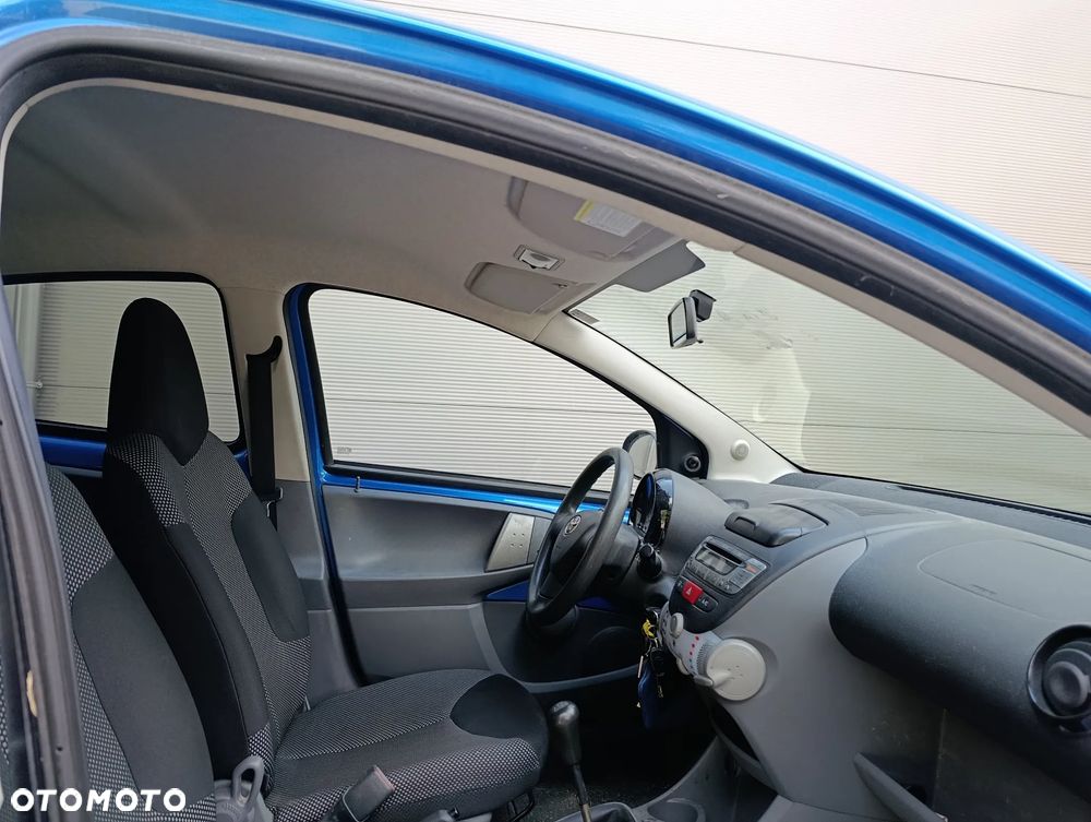 Toyota Aygo Cool&Go - 7