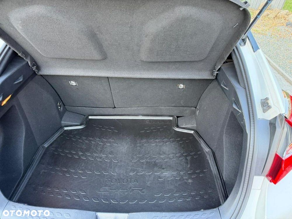 Toyota C-HR 1.2 Turbo Multidrive Flow - 12