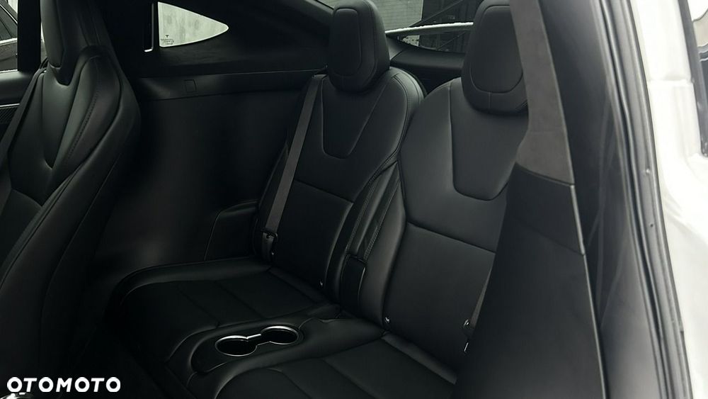 Tesla Model X - 28