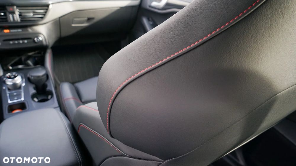 Ford Focus 2.3 EcoBoost ST X - 11