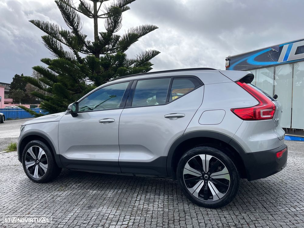 Volvo XC 40 Recharge Core - 13