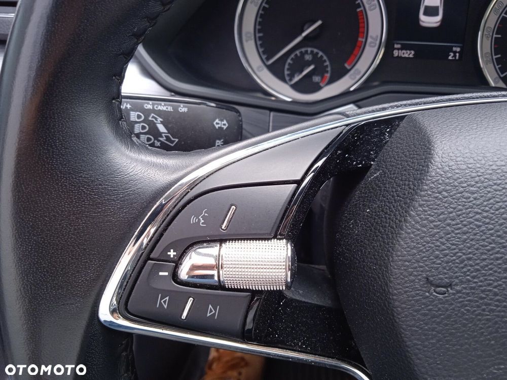 Skoda Superb 1.5 TSI Ambition DSG - 21