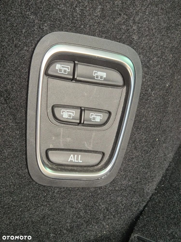 Renault Grand Scenic - 13