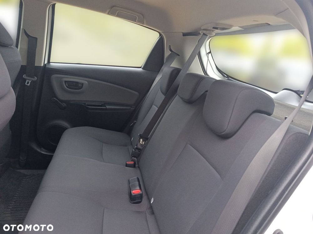 Toyota Yaris - 14