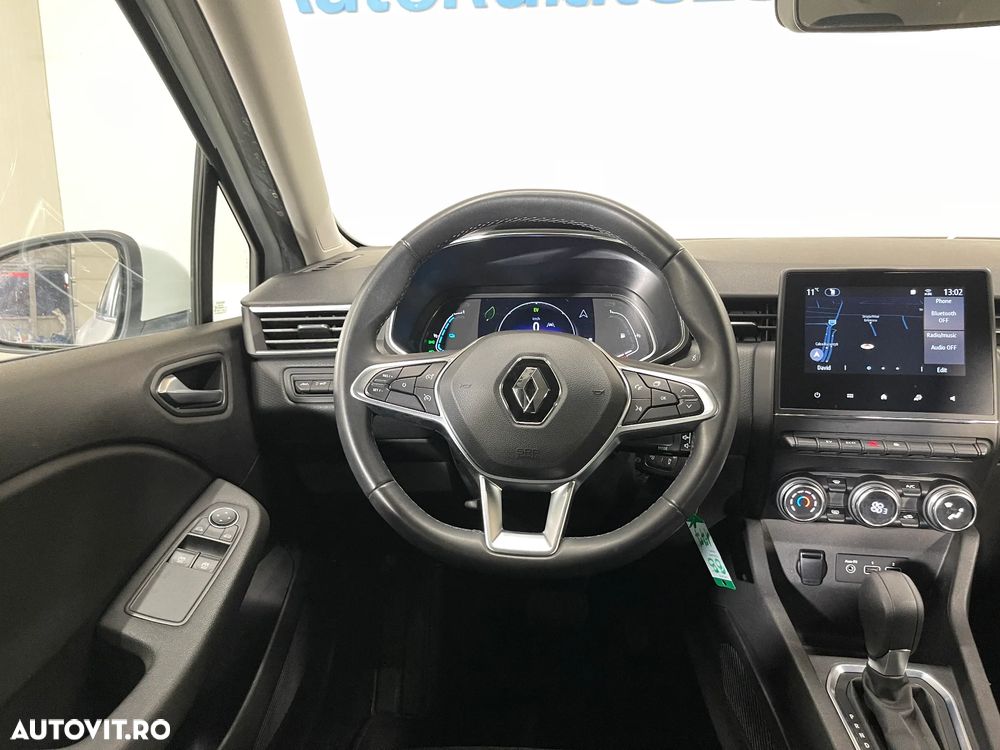 Renault Clio E-TECH Hybrid 140 BUSINESS EDITION - 6