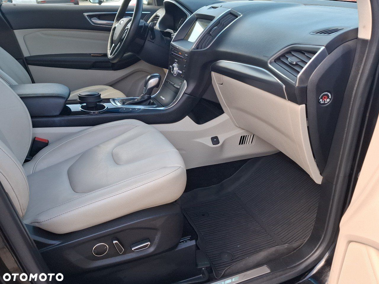 Ford Edge 2.0 TDCi Twin-Turbo 4WD Titanium - 23