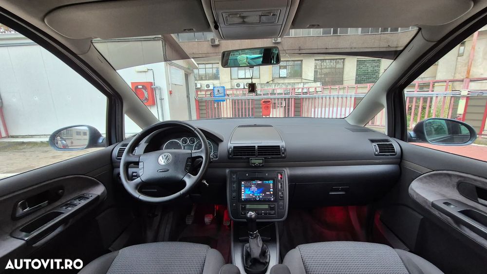 Volkswagen Sharan 2.0 TDI Special - 8