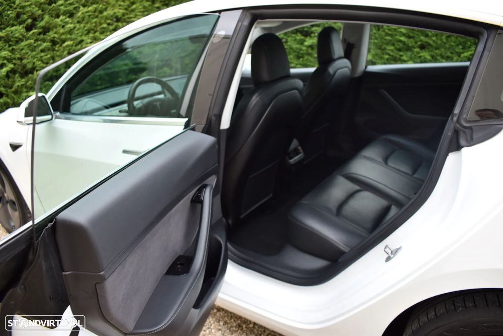 Tesla Model 3 Standard Range Plus RWD - 11