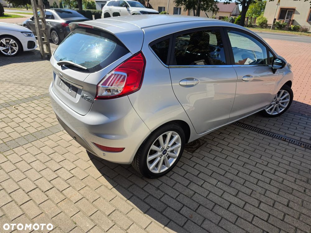 Ford Fiesta 2015 photo 5