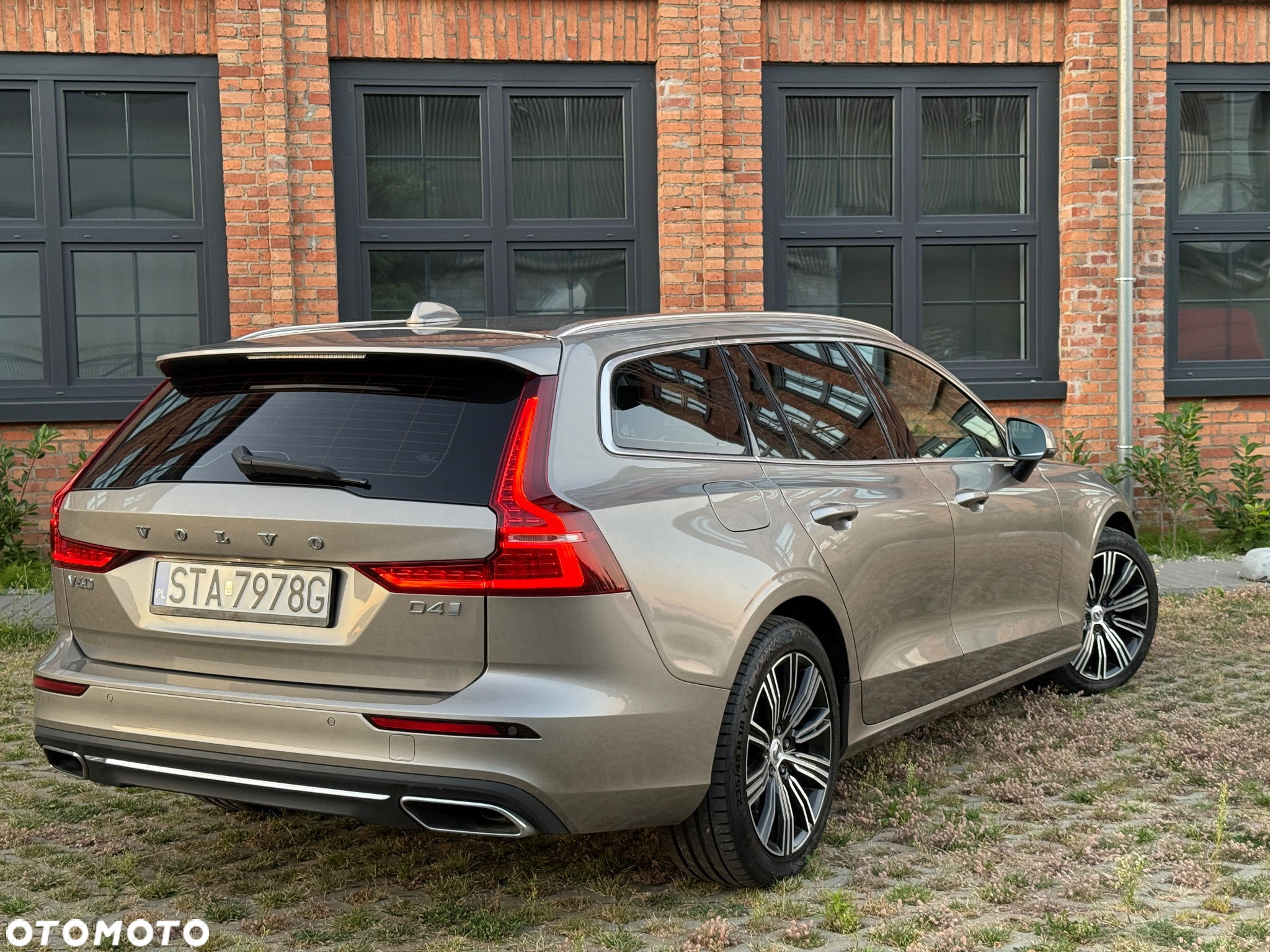 Volvo V60 D4 Geartronic Inscription - 10