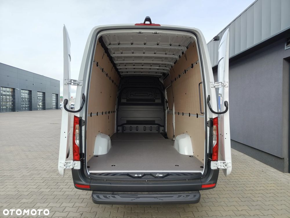 Mercedes-Benz Sprinter 317 CDI - 9