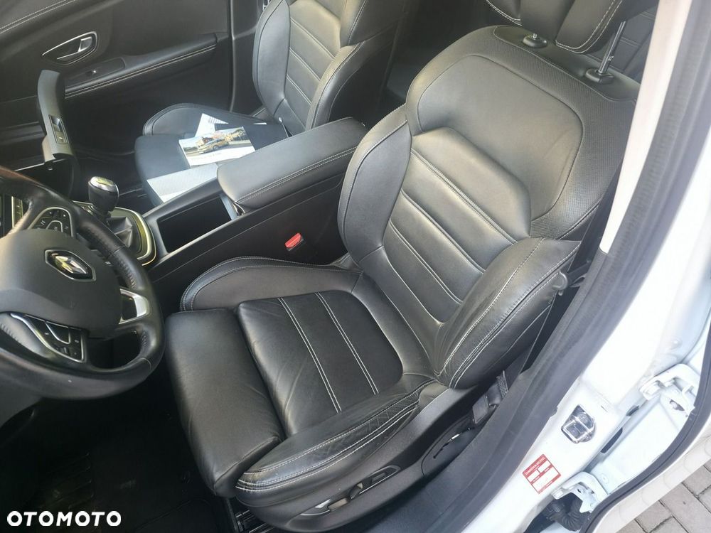 Renault Scenic - 25