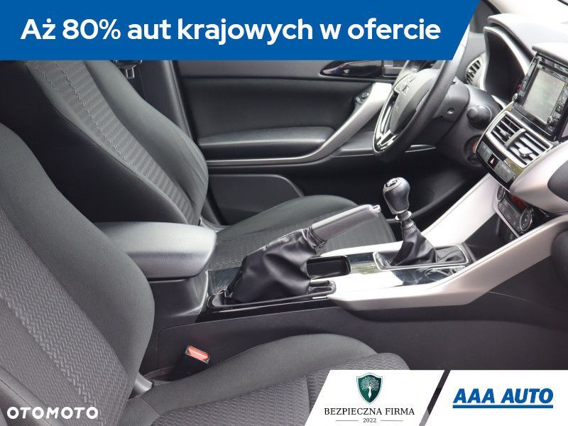 Mitsubishi Eclipse Cross - 11