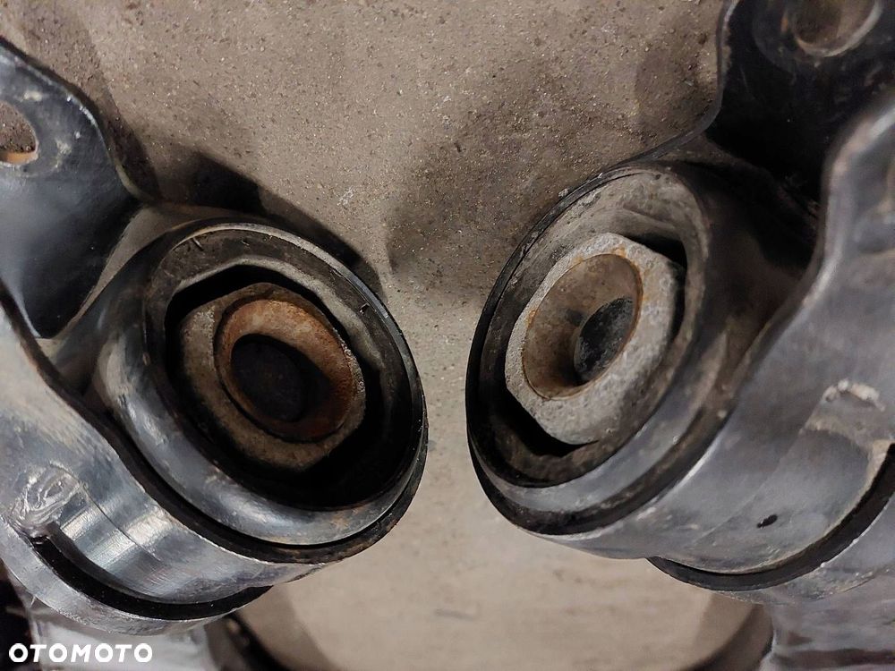 WAHACZ LEWY PRZÓD + PRAWY PRZÓD MAZDA 3 I BK - 3