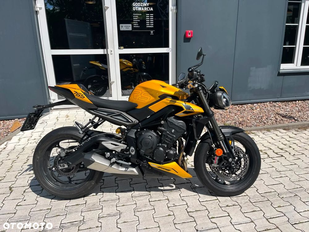 Triumph Street Triple - 6