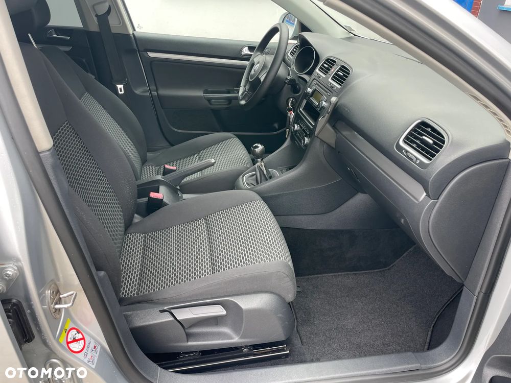 Volkswagen Golf 1.6 TDI DPF Trendline - 25