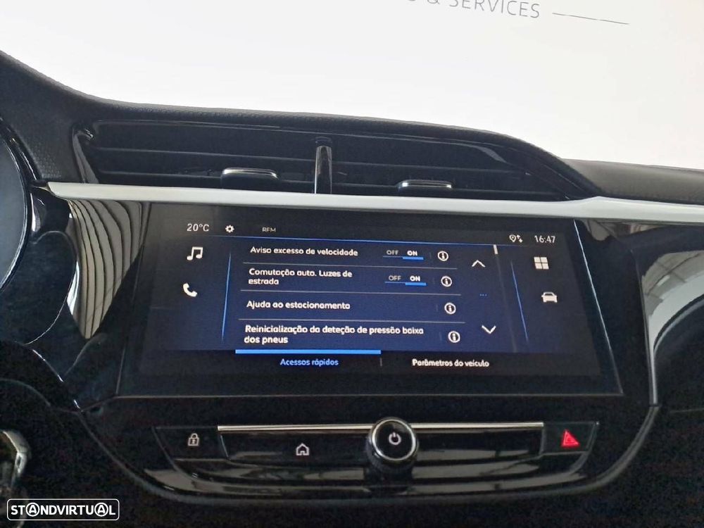 Opel Corsa 1.2 T GS - 22