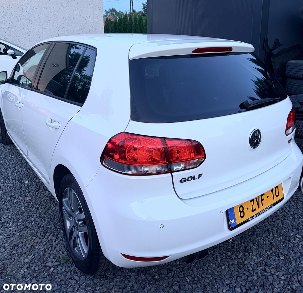Volkswagen Golf Aktionsmodell 1.8 T Comfortline - 4