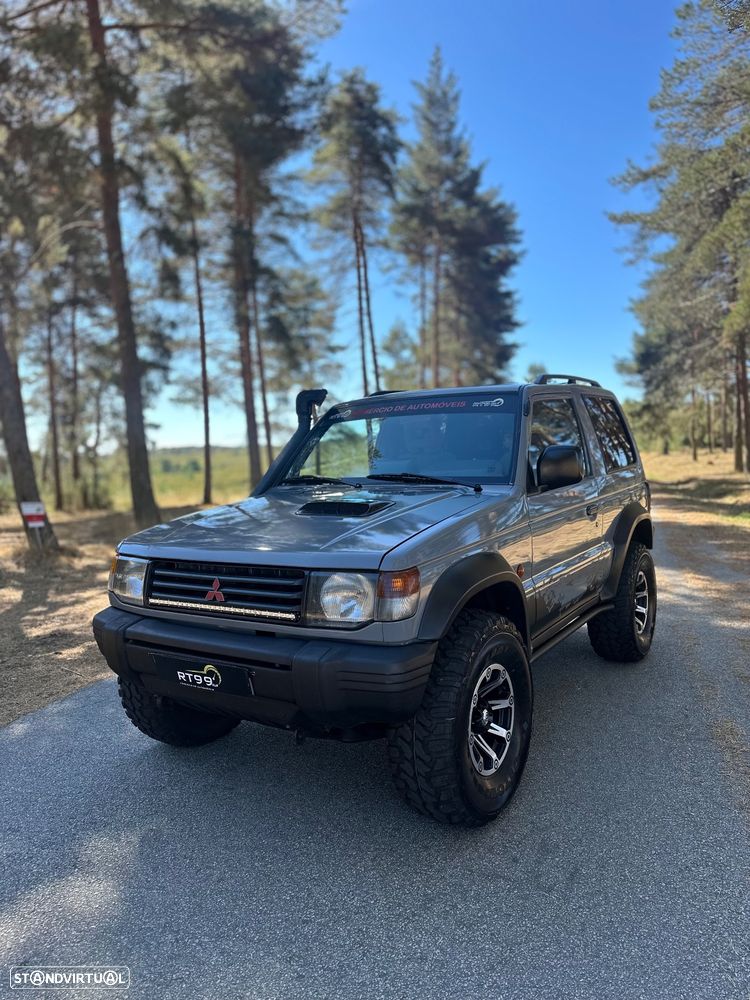 Mitsubishi Pajero 2.5 TDi GLX - 1