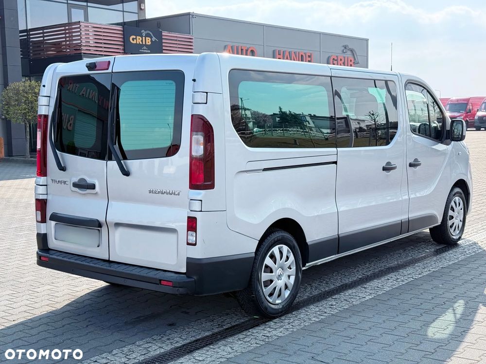Renault Trafic Grand 2.0 dCi - 4