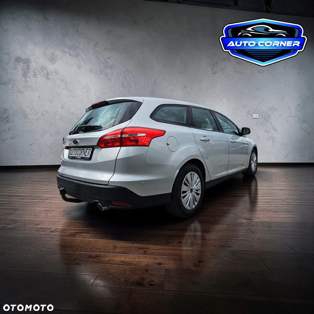 Ford Focus 2.0 TDCi Titanium ASS - 5