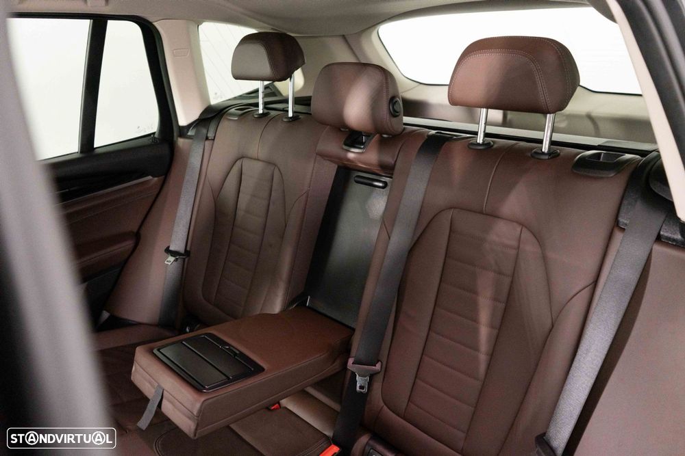 BMW X3 30 e xDrive Line Luxury - 15